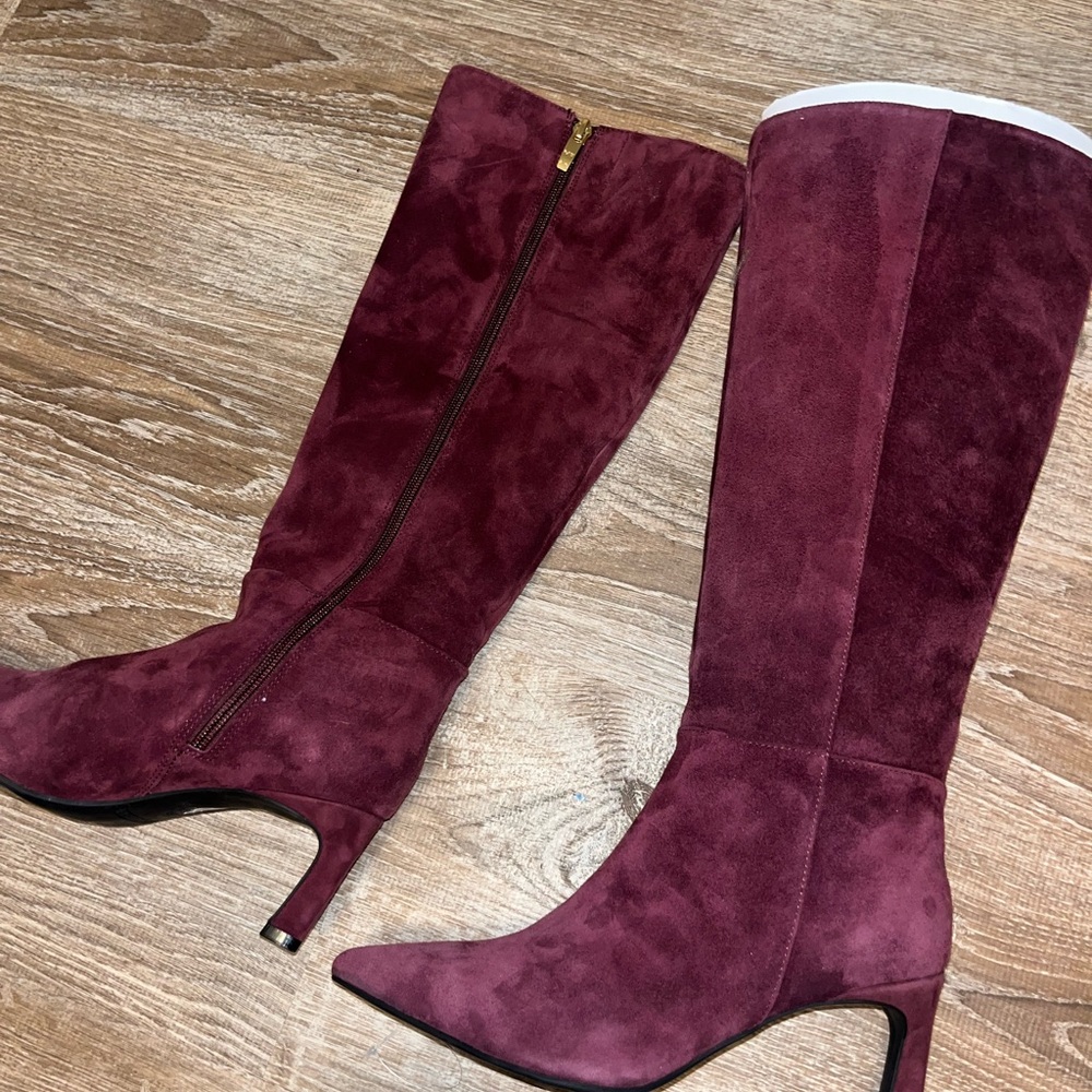 Marc Fisher Burgundy Heeled Boots